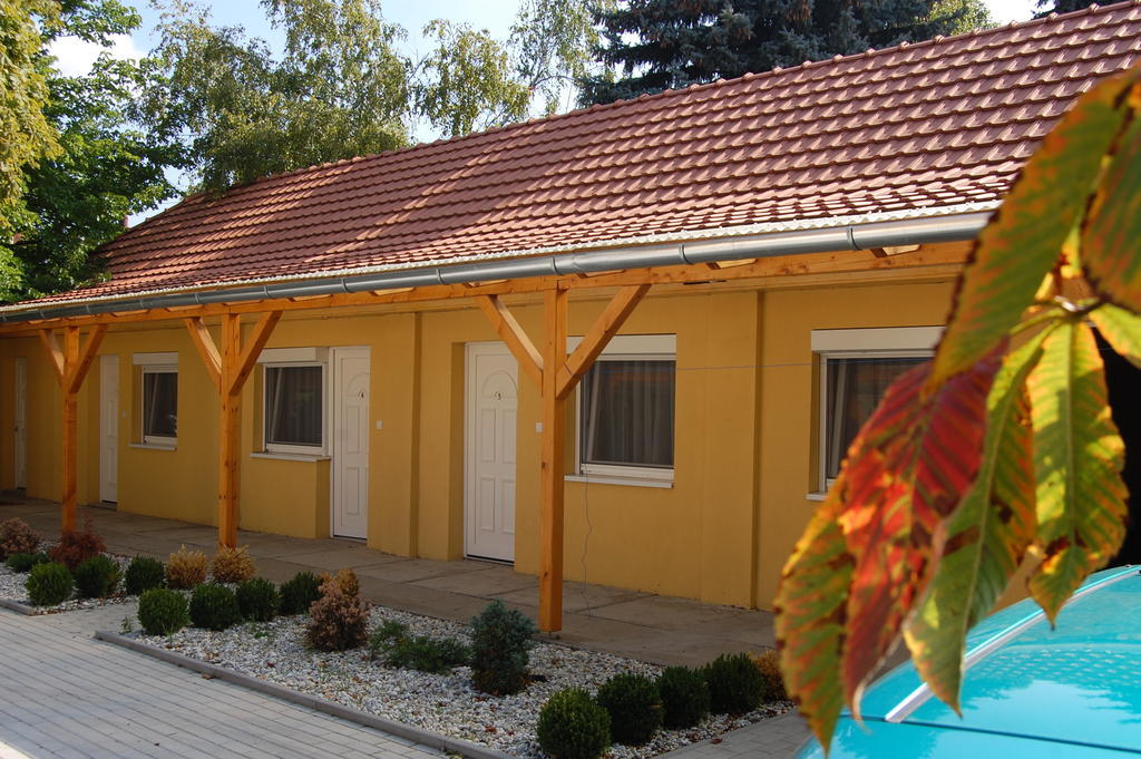 Belvarosi Rezidencia Pápa Zewnętrze zdjęcie